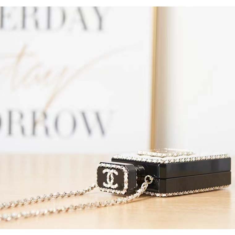 Chanel CC Women Evening Bag Lambskin Plexi Gold-Tone Metal Black White - Image 5