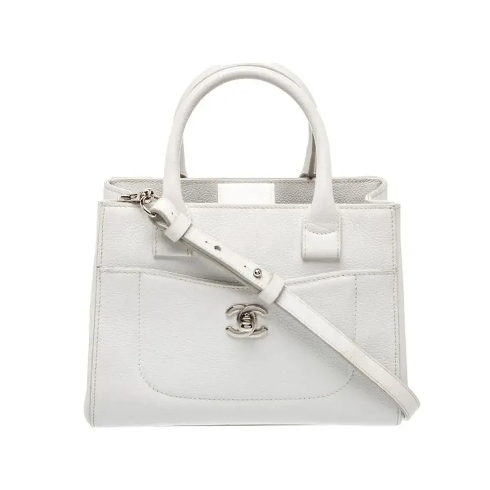 Chanel Women Grained Calfskin Mini Neo Executive Tote-White - 图片 5