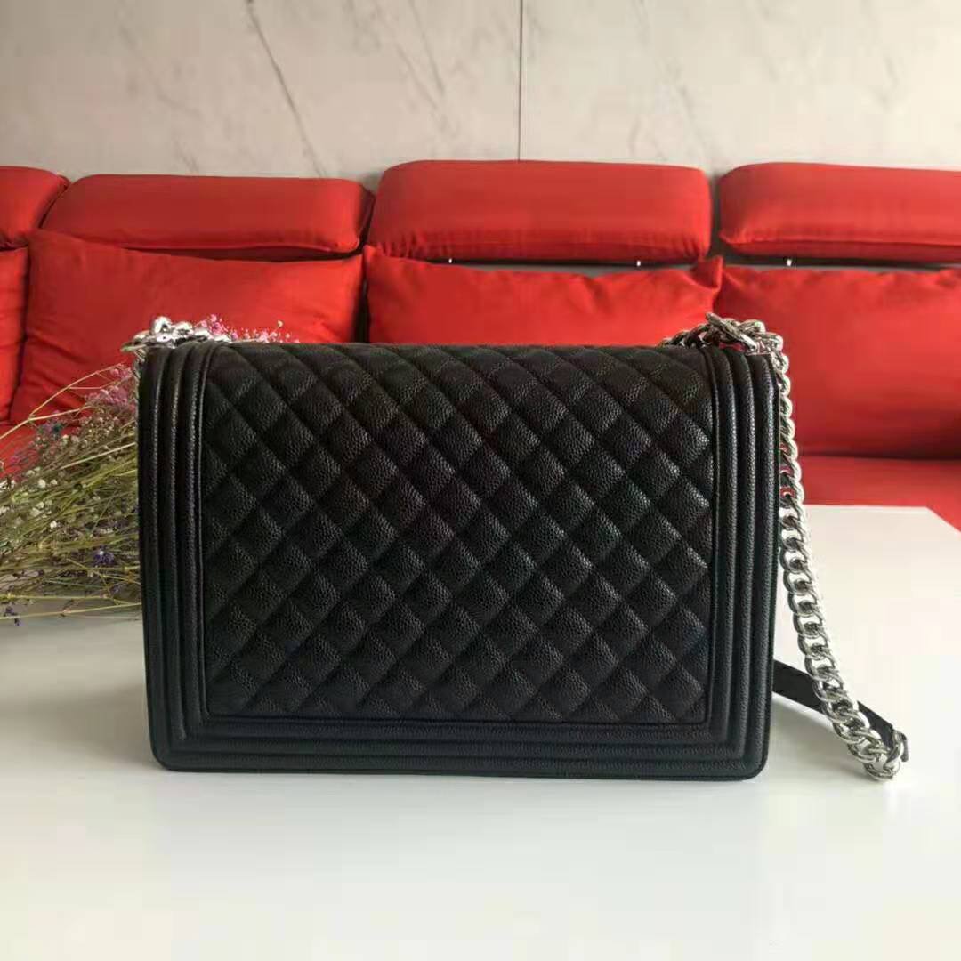 Chanel Women Large Boy Chanel Handbag in Calfskin Leather-Black - 图片 8