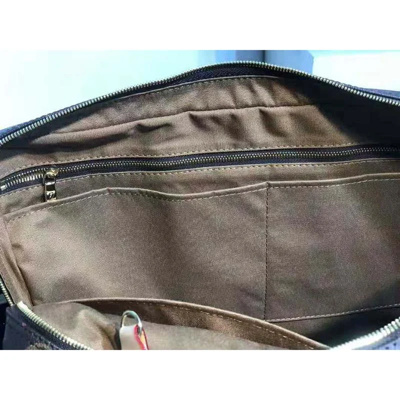 Louis Vuitton LV Men Porte-Documents Voyage in Monogram Canvas-Sandy - الصورة 2